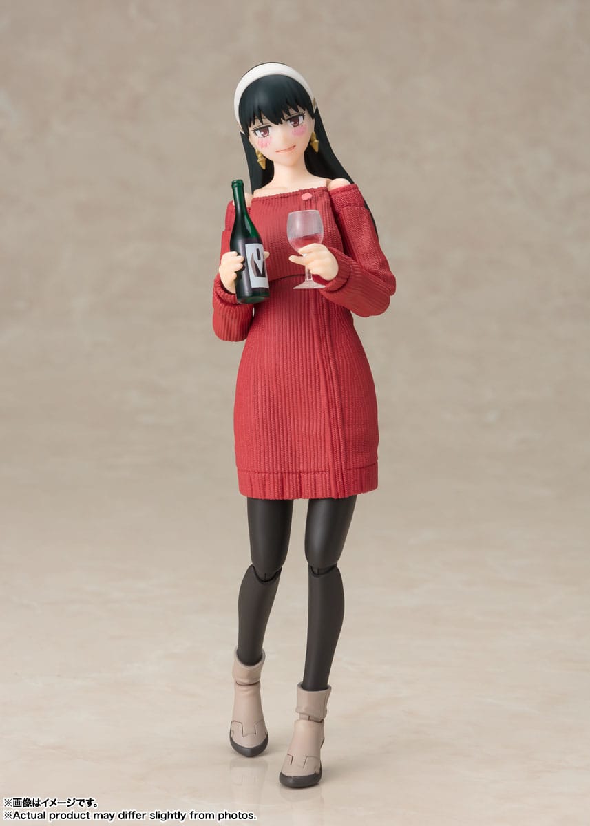 Spy x Family S.H. Figuarts Actionfigur Yor Forger Mother of the Forger Family 15 cm