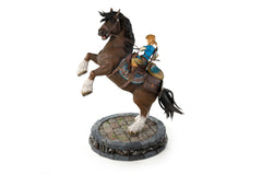 The Legend of Zelda Breath of the Wild Statue Link on Horseback 56 cm