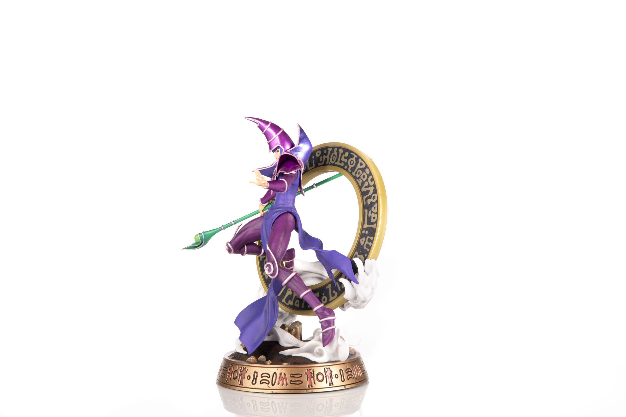 Yu-Gi-Oh! PVC Statue Dark Magician Purple Version 29 cm