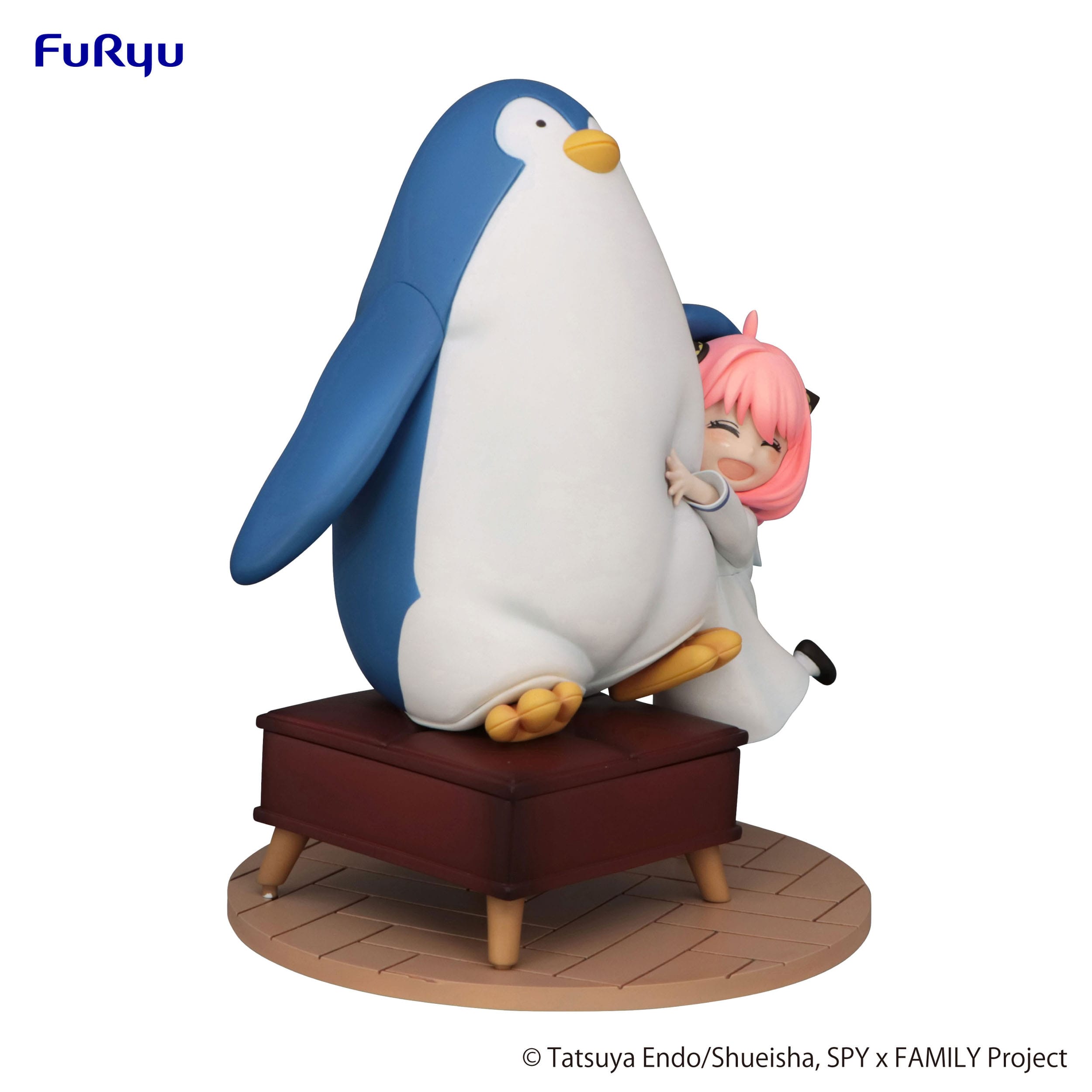 Spy x Family Exceed Creative PVC Statue Anya Forger with Penguin 19 cm