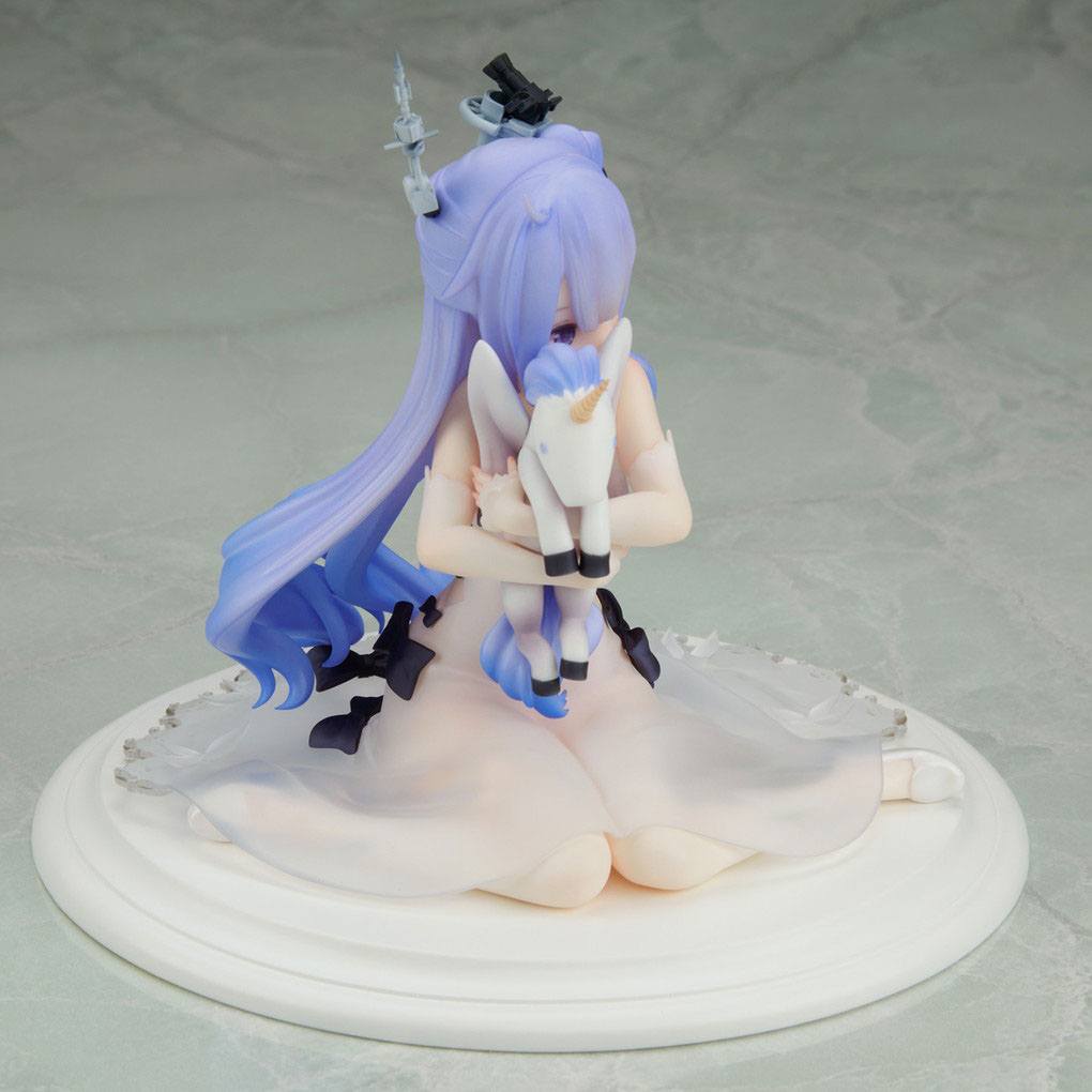 Azur Lane PVC Statue 1/7 Unicorn Light Equipped Ver. 14 cm