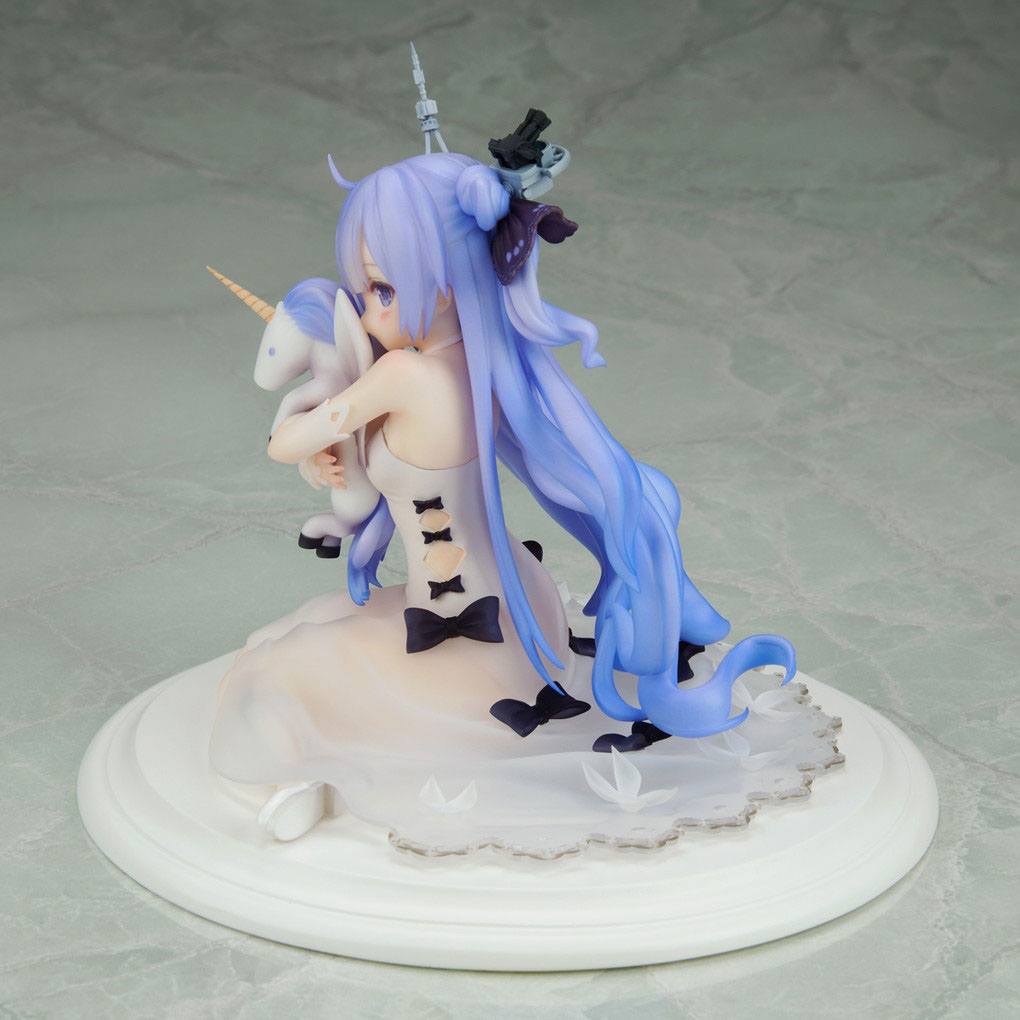 Azur Lane PVC Statue 1/7 Unicorn Light Equipped Ver. 14 cm