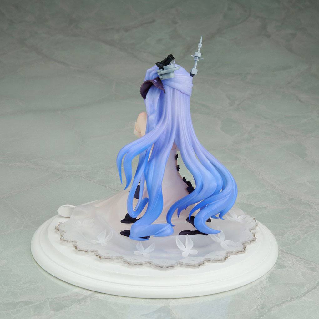 Azur Lane PVC Statue 1/7 Unicorn Light Equipped Ver. 14 cm