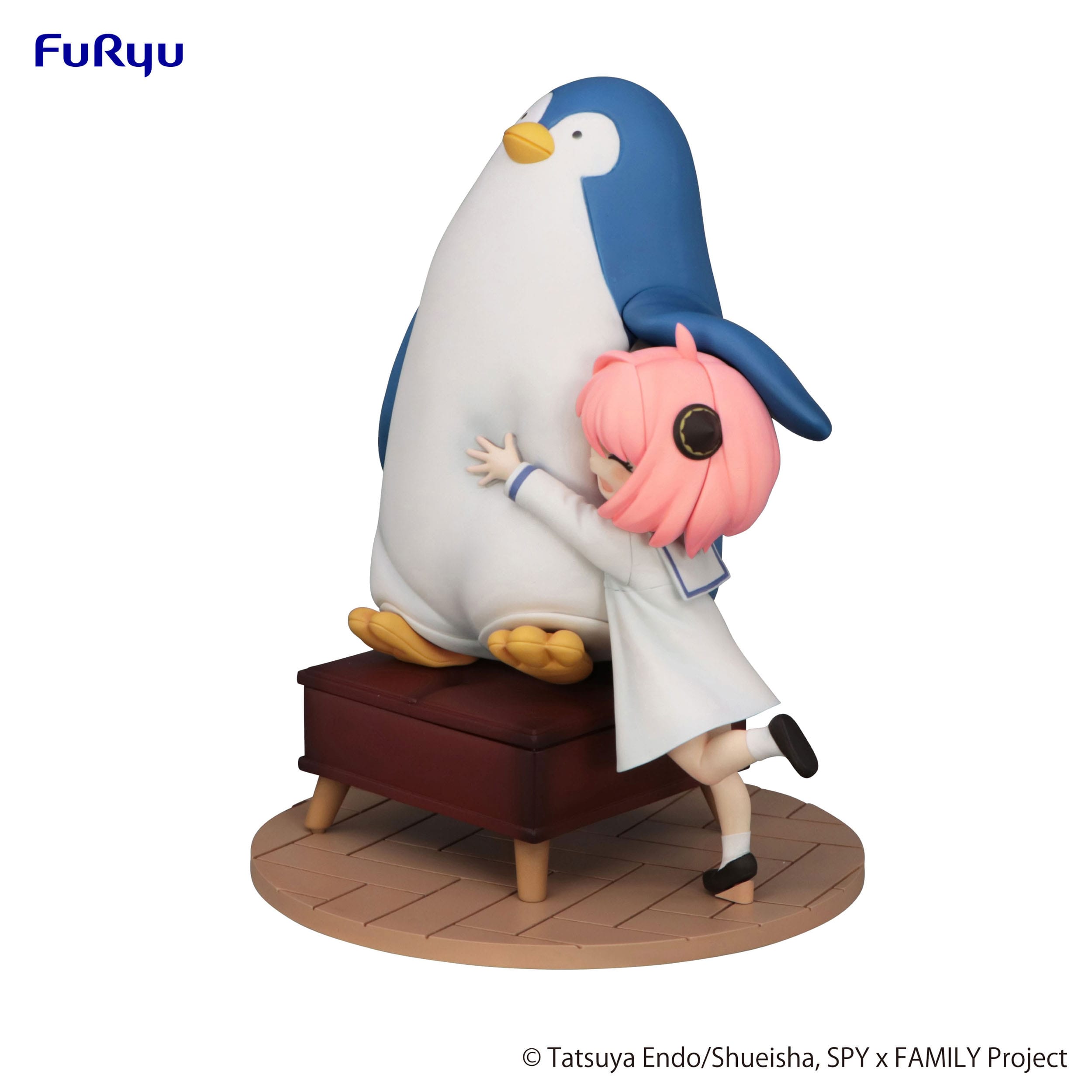 Spy x Family Exceed Creative PVC Statue Anya Forger with Penguin 19 cm