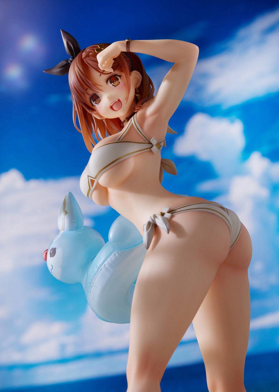 Atelier Ryza 2 Lost Legends & The Secret Fairy PVC Statue 1/6 Ryza White Swimwear Ver. 27 cm